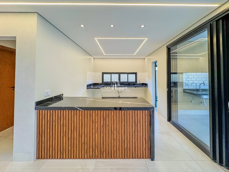 Sobrado com 4 Quartos, sauna molhada integrada com a piscina.: 8ª foto da galeria de imagens do imóvel