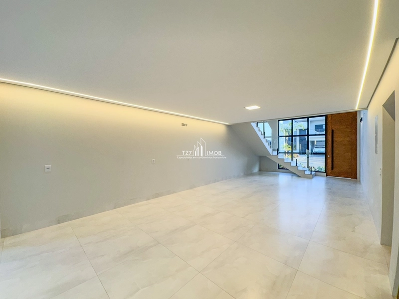 Sobrado com 4 Quartos, sauna molhada integrada com a piscina.: 5ª foto da galeria de imagens do imóvel