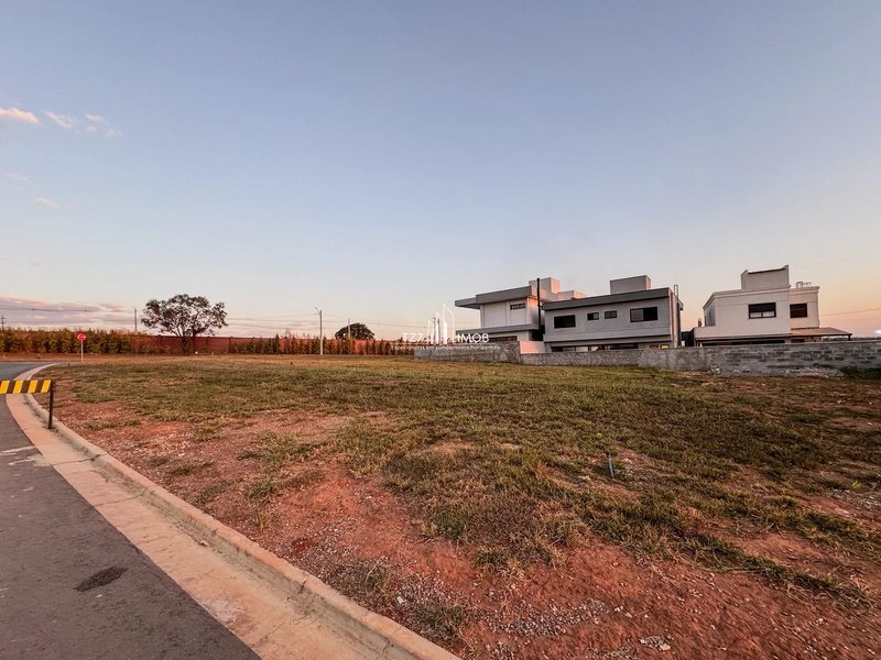 Lote Jardins Parma com 271,04 m² - Entrada 3x de R$ 7.453,60: 1ª foto da galeria de imagens do imóvel