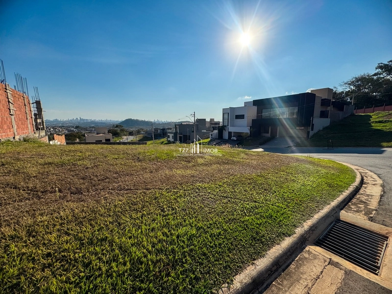 Lote de esquina no Jardins Barcelona, Vista definitiva para Goiânia.: 3ª foto da galeria de imagens do imóvel