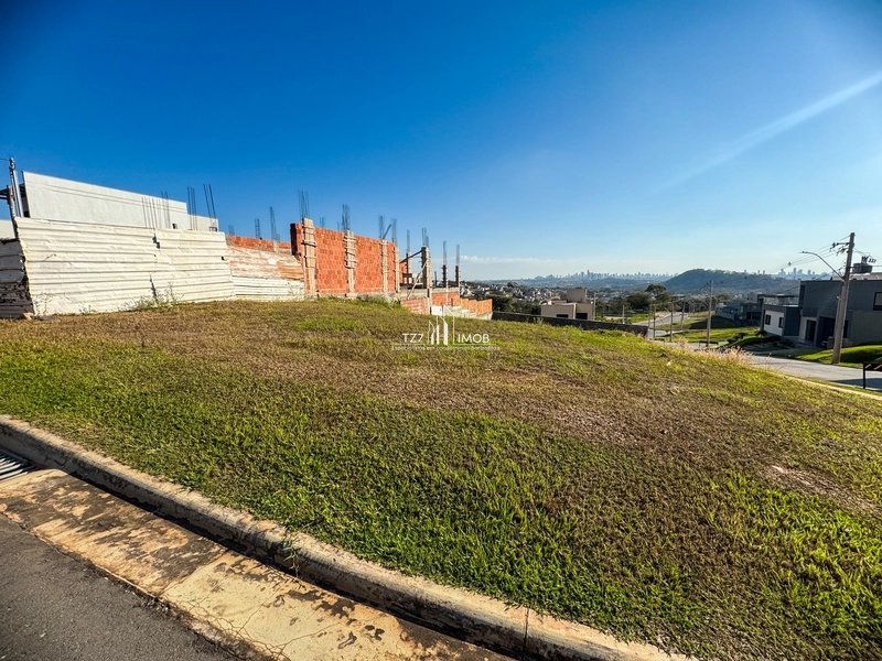 Lote de esquina no Jardins Barcelona, Vista definitiva para Goiânia.: 4ª foto da galeria de imagens do imóvel
