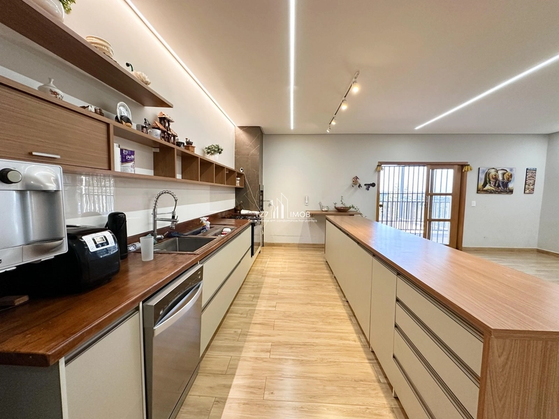 Incrível casa térrea com 4 suítes plenas em condomínio fechado.: 15ª foto da galeria de imagens do imóvel