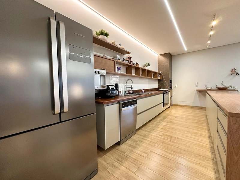 Incrível casa térrea com 4 suítes plenas em condomínio fechado.: 17ª foto da galeria de imagens do imóvel