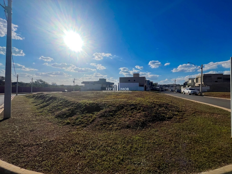 Oportunidade Imperdível – Lote de esquina no Jardins Capri.: 4ª foto da galeria de imagens do imóvel