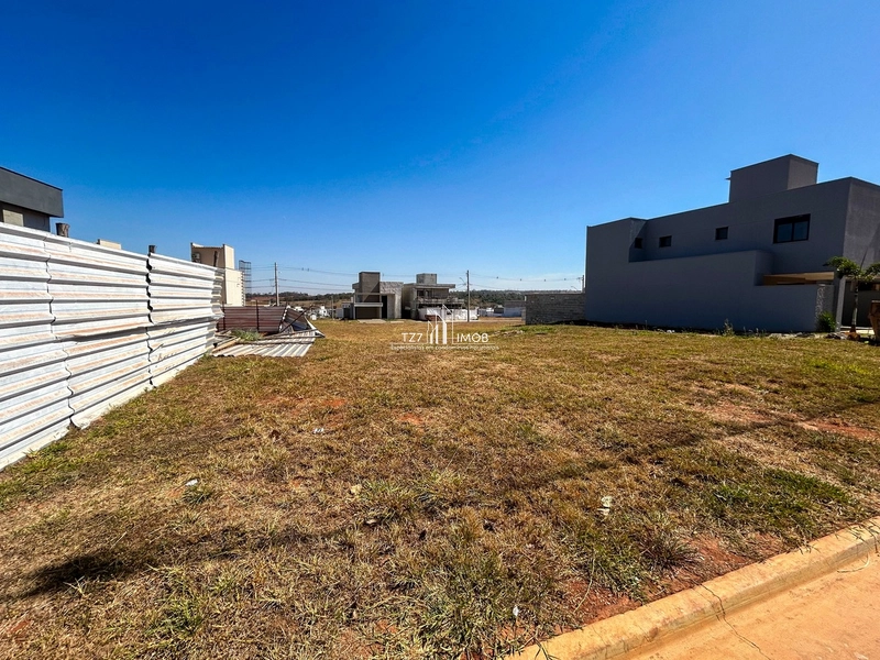 Ágio Jardins Parma – Lote plano com 265,66 m², sem vizinho de frente.: 3ª foto da galeria de imagens do imóvel