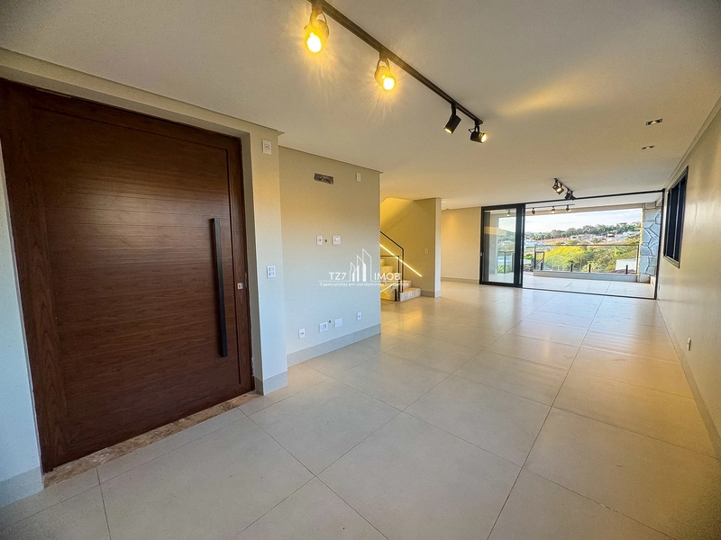Casa Triplex de Alto Padrão no Jardins Barcelona,com excelente quintal: 4ª foto da galeria de imagens do imóvel