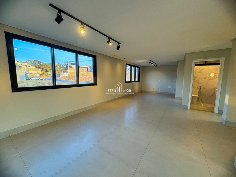 Casa Triplex de Alto Padrão no Jardins Barcelona,com excelente quintal: 6ª foto da galeria de imagens do imóvel