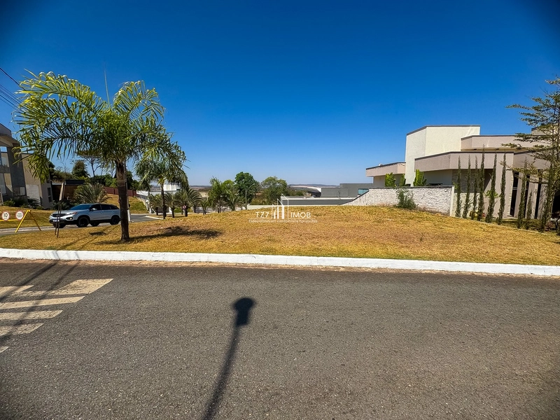 Lote em oportunidade no Condomínio Vale Verde, com 450,00 m²: 1ª foto da galeria de imagens do imóvel