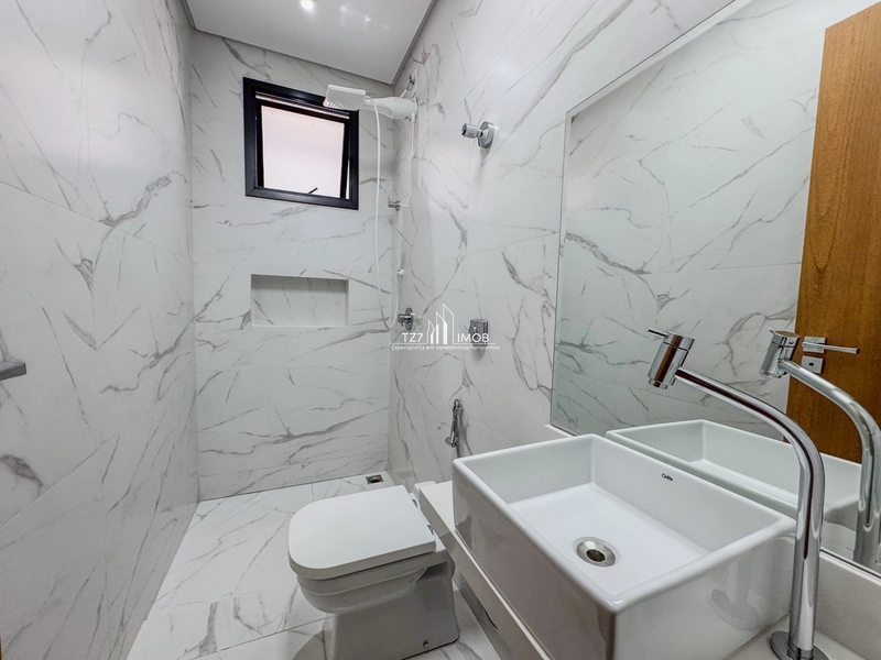 Casa subtérrea Completa em armários com 4 suítes independentes.: 22ª foto da galeria de imagens do imóvel