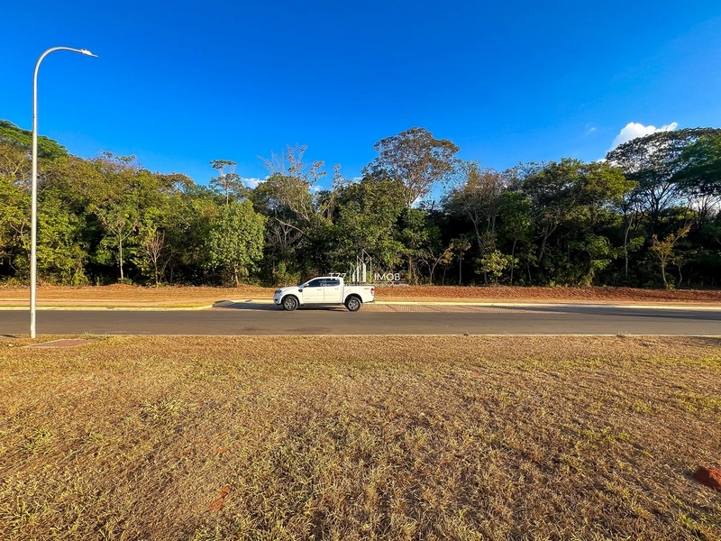 Ágio Jardins França, lote com 593,68 m², fundo para mata.: 6ª foto da galeria de imagens do imóvel