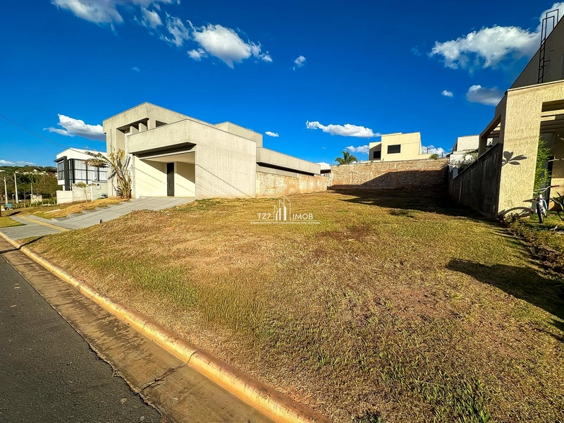 Lote plano Jardins Porto - Lote com 316,26 m²: 2ª foto da galeria de imagens do imóvel
