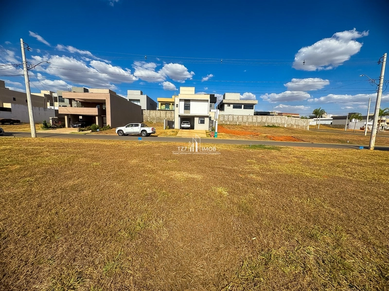Lote quitado no Jardins Capri em preço de oportunidade.: 4ª foto da galeria de imagens do imóvel