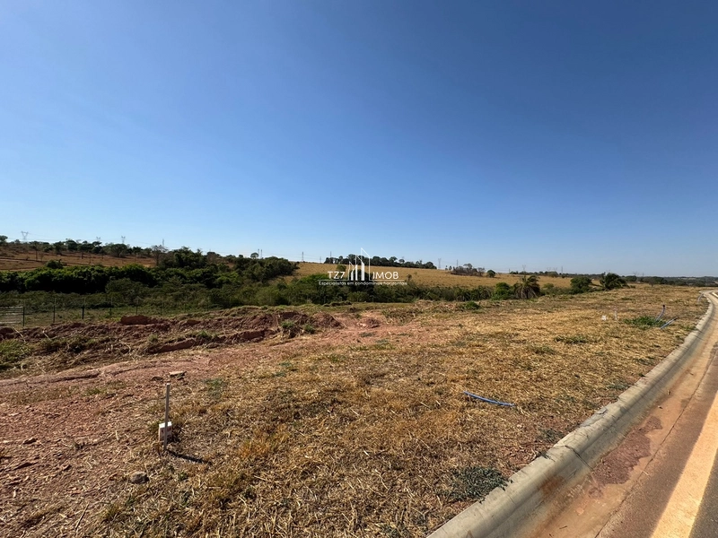 Lote vinhas Flamboyant com 270,00 m² - Agio: R$ 210.000,00: 4ª foto da galeria de imagens do imóvel