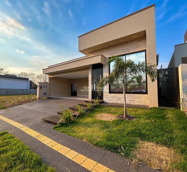 Linda Casa térrea com 3 suítes plenas, incluindo uma suíte master.: 2ª foto da galeria de imagens do imóvel