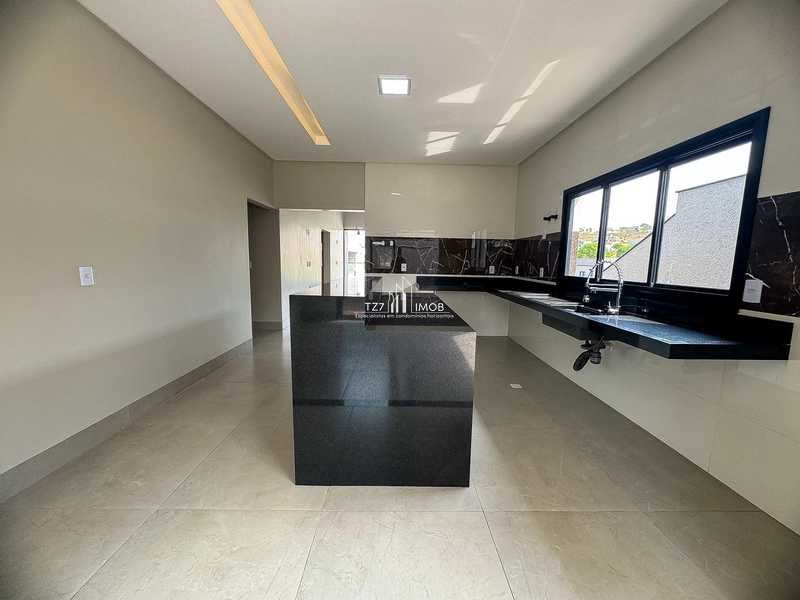 Casa Subtérrea de Alto Padrão com 3 quartos sendo 2 suítes.: 17ª foto da galeria de imagens do imóvel