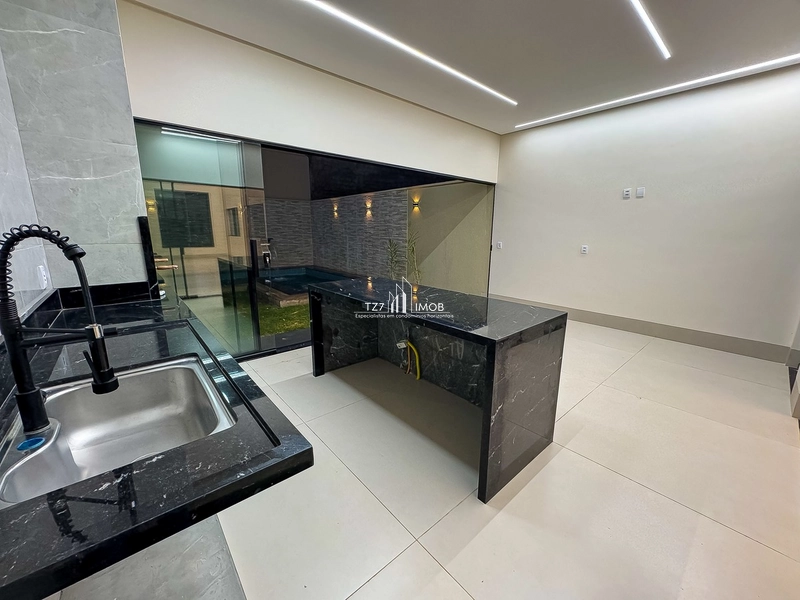 Casa térrea com 4 suítes plenas, incluindo uma master com closet.: 10ª foto da galeria de imagens do imóvel