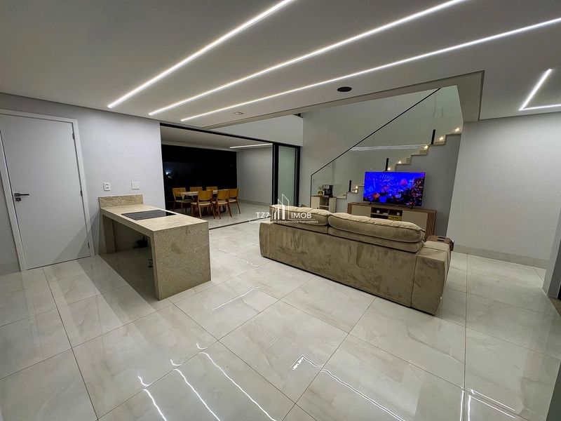 Sobrado com 3 suítes plenas, incluindo uma master com varanda.: 7ª foto da galeria de imagens do imóvel