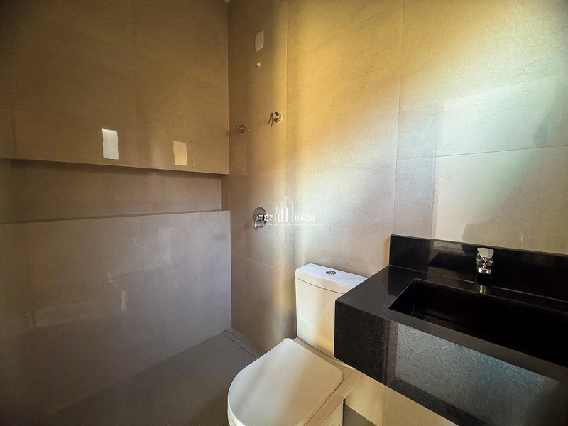 Sobrado com 4 suítes plenas, incluindo uma master com closet.: 15ª foto da galeria de imagens do imóvel