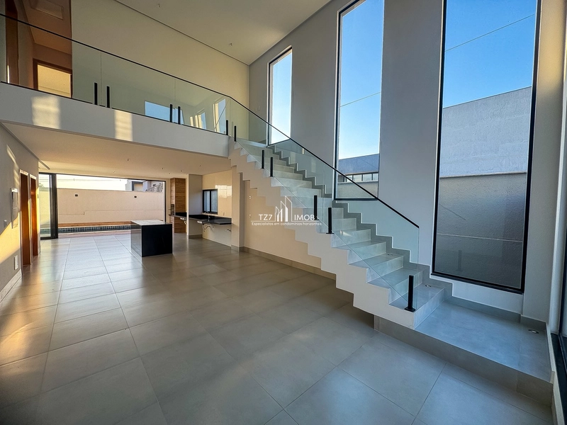 Sobrado com 4 suítes plenas, incluindo uma master com closet.: 4ª foto da galeria de imagens do imóvel