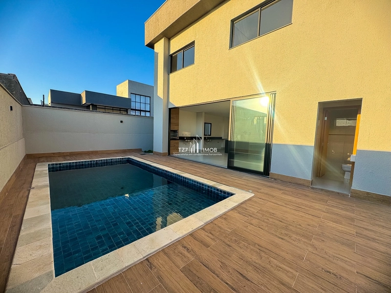 Sobrado com 4 suítes plenas, incluindo uma master com closet.: 9ª foto da galeria de imagens do imóvel