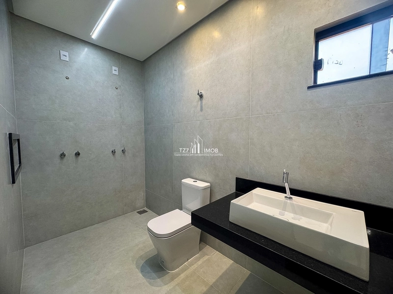 Casa térrea com 3 suítes plenas Localizada no Condomínio Jardim Veneza: 27ª foto da galeria de imagens do imóvel