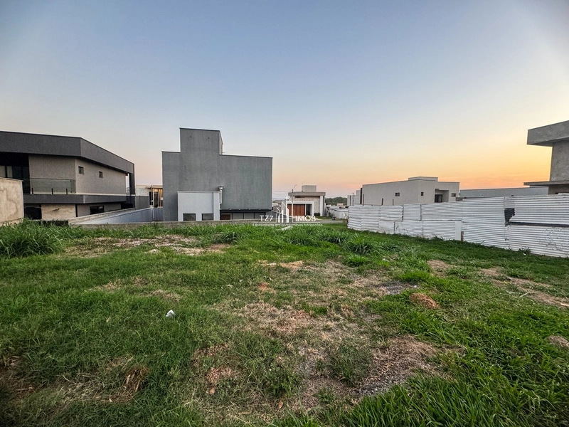 Oportunidade no Jardins Bolonha - Lote plano, sem vizinho de frente.: 4ª foto da galeria de imagens do imóvel
