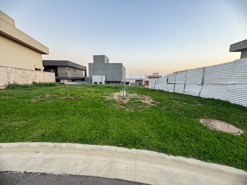 Oportunidade no Jardins Bolonha - Lote plano, sem vizinho de frente.: 1ª foto da galeria de imagens do imóvel