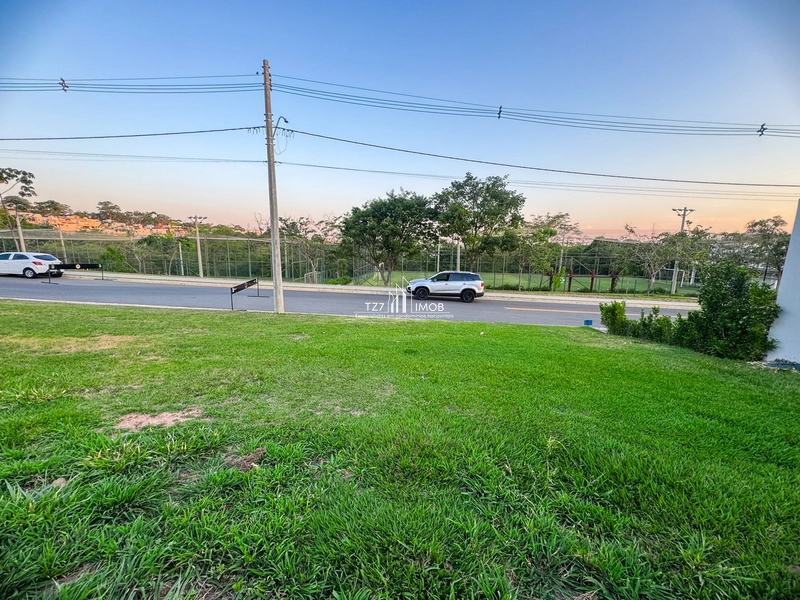 Jardins Nápoles - Lote sem vizinho de frente, lote plano, com 377,25m²: 4ª foto da galeria de imagens do imóvel