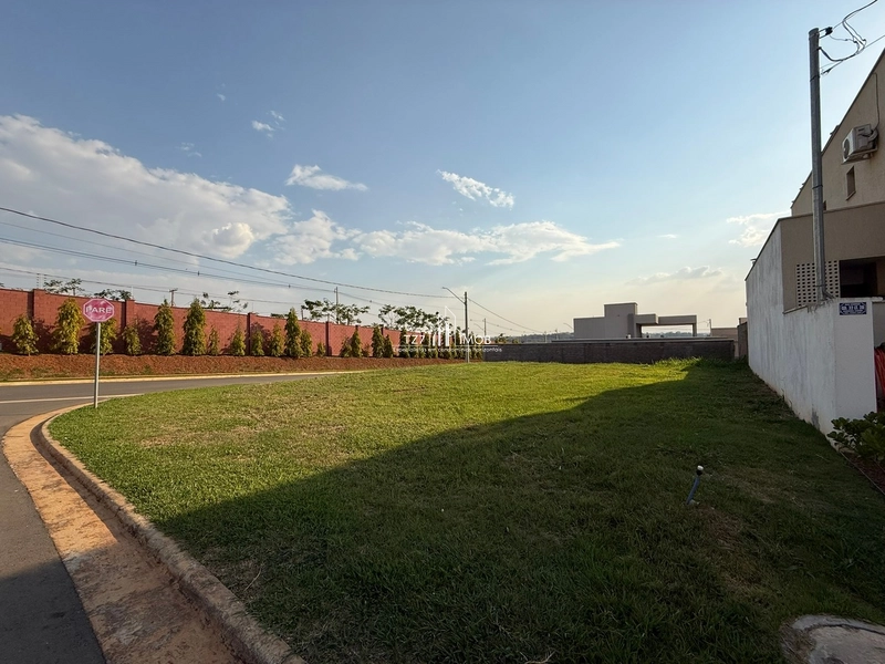 Oportunidade Jardins Capri com 415,44 m² - Quitado R$ 340.000,00: 2ª foto da galeria de imagens do imóvel
