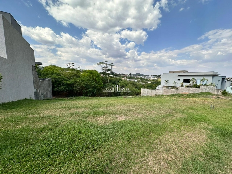 Jardins Nápoles - Lote com 360,00 m² - Lote Quitado e Registrado.: 2ª foto da galeria de imagens do imóvel