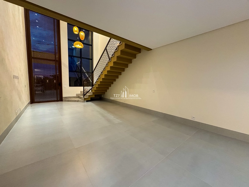 Sobrado com 4 suítes plenas no Jardins Capri — acabamento impecável.: 7ª foto da galeria de imagens do imóvel