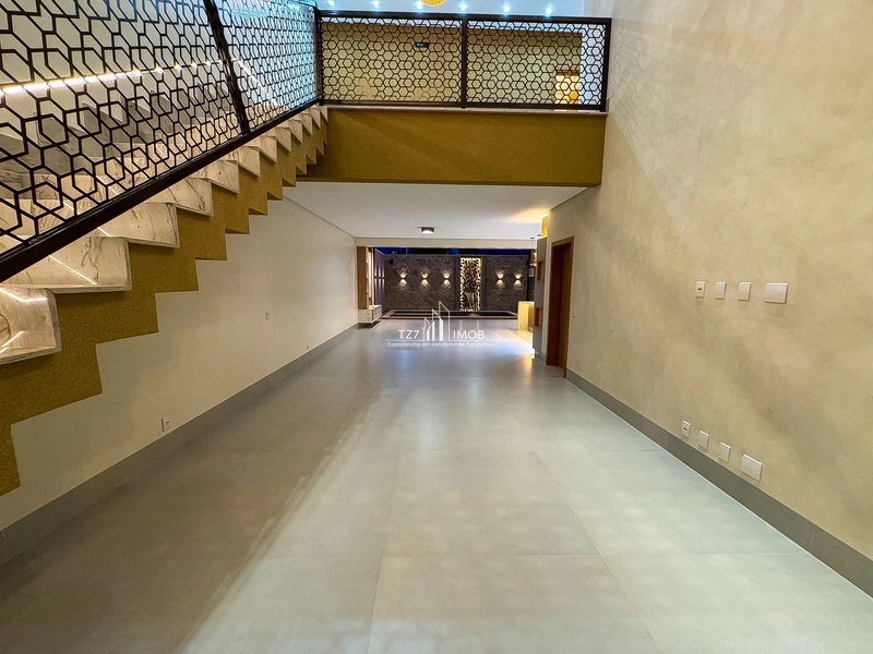 Sobrado com 4 suítes plenas no Jardins Capri — acabamento impecável.: 6ª foto da galeria de imagens do imóvel