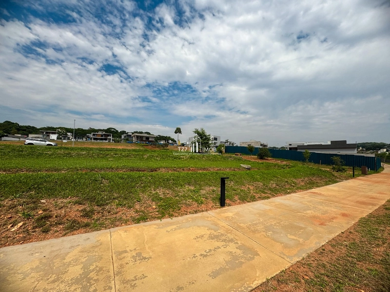 Lote Quitado e registrado no Plateau Dor Privilege.: 2ª foto da galeria de imagens do imóvel