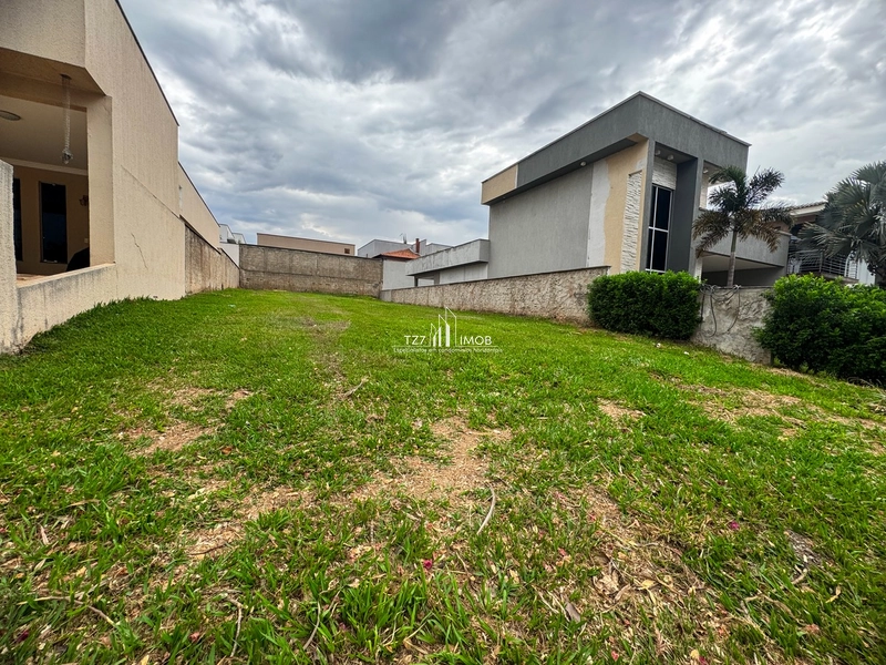 Condomínio Jardim Veneza - Lote com 360,00m² - Quitado e Registrado.: 3ª foto da galeria de imagens do imóvel