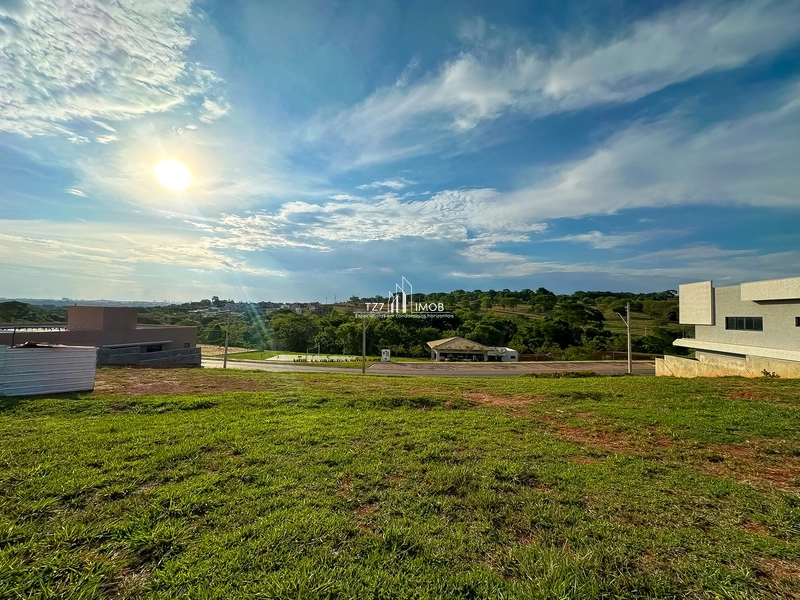 Condomínio Jardins Capri - lote com 257,98m²-: 3ª foto da galeria de imagens do imóvel