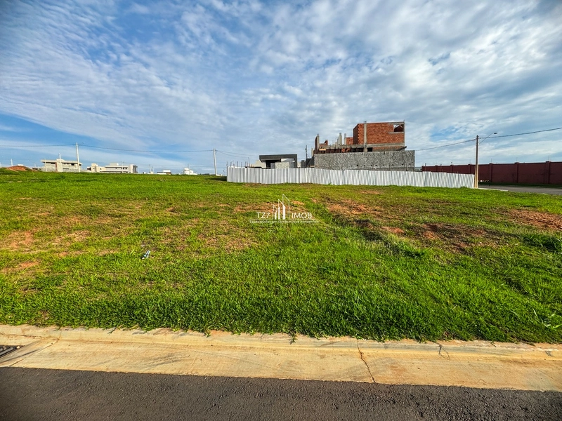 Condomínio Jardins Parma - Lote plano, frente a mata, com 285,07 m² -: 2ª foto da galeria de imagens do imóvel