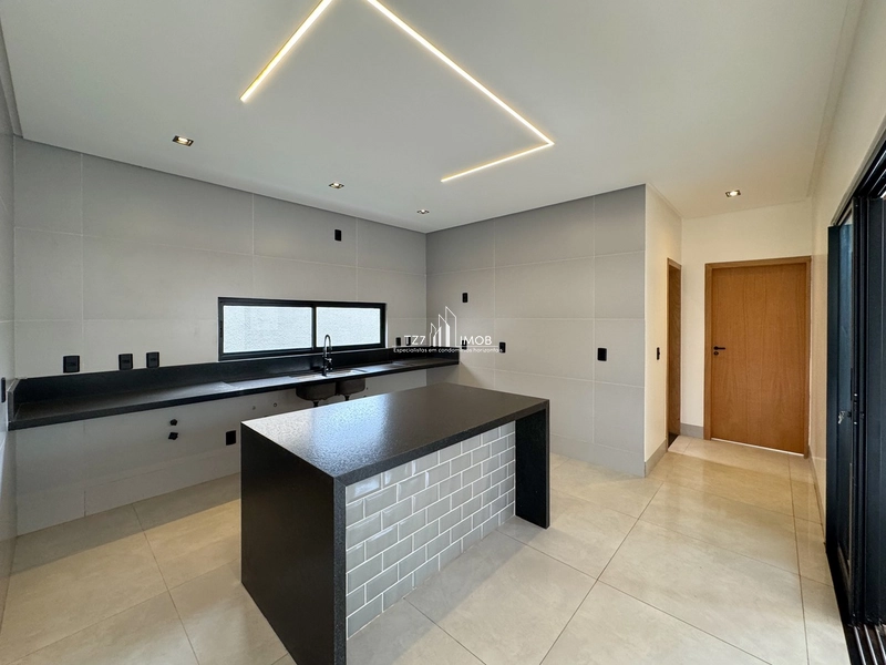 Sobrado com 4 Quartos sendo 3 suítes amplas + Home reversível.: 10ª foto da galeria de imagens do imóvel