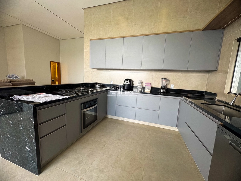 Casa Subterrânea com 3 suítes, sendo uma com closet, + Home office.: 9ª foto da galeria de imagens do imóvel