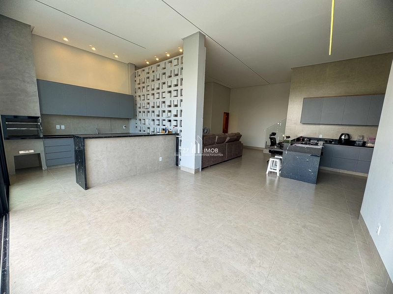 Casa Subterrânea com 3 suítes, sendo uma com closet, + Home office.: 6ª foto da galeria de imagens do imóvel