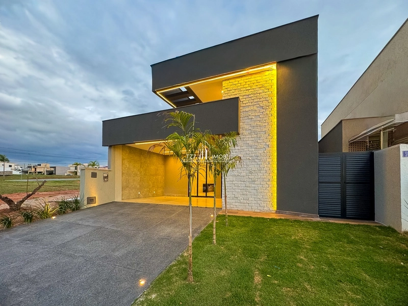 Casa Térrea com 3 Suítes Plenas + Home Office no Jardins Capri.: 2ª foto da galeria de imagens do imóvel