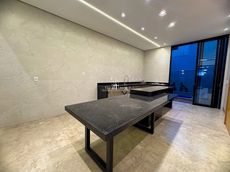 Casa Térrea com 3 Suítes Plenas + Home Office no Jardins Capri.: 8ª foto da galeria de imagens do imóvel