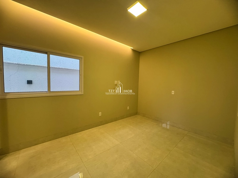 Casa Térrea com 3 Suítes Plenas e Fachada Imponente, com armários.: 18ª foto da galeria de imagens do imóvel