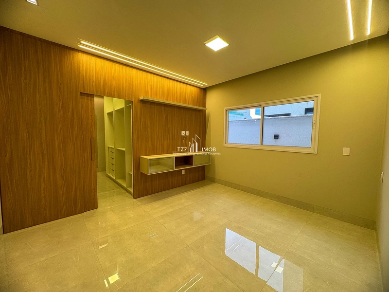 Casa Térrea com 3 Suítes Plenas e Fachada Imponente, com armários.: 20ª foto da galeria de imagens do imóvel