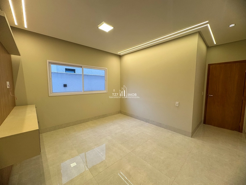 Casa Térrea com 3 Suítes Plenas e Fachada Imponente, com armários.: 21ª foto da galeria de imagens do imóvel