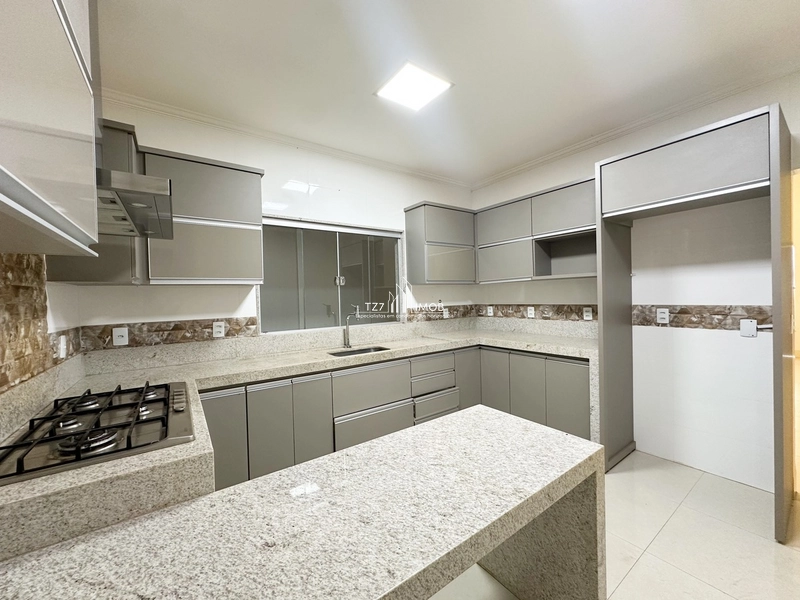 Casa térrea com 3 suítes plenas sendo uma master, completa em armários: 5ª foto da galeria de imagens do imóvel