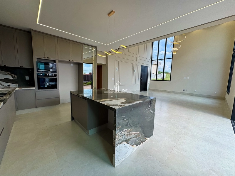 Casa Térrea com 4 suítes plenas, incluindo uma master.: 13ª foto da galeria de imagens do imóvel