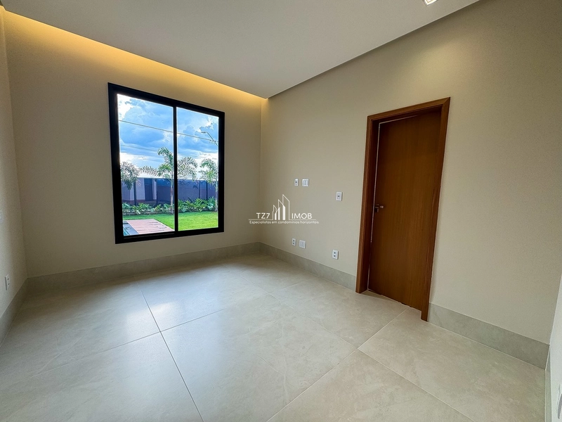 Casa Térrea com 4 suítes plenas, incluindo uma master.: 26ª foto da galeria de imagens do imóvel