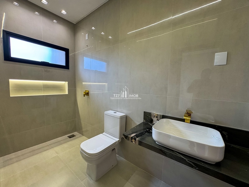 Casa Térrea com 4 suítes plenas, incluindo uma master.: 28ª foto da galeria de imagens do imóvel