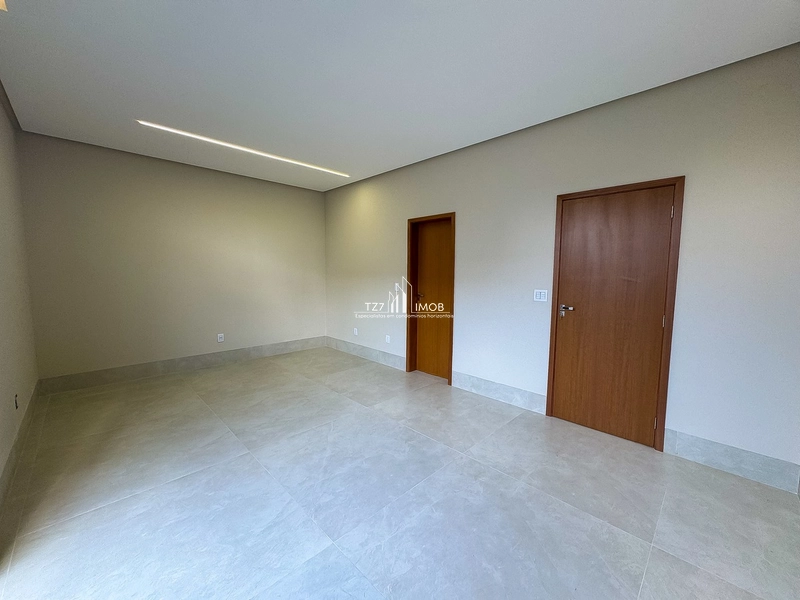 Casa Térrea com 4 suítes plenas, incluindo uma master.: 31ª foto da galeria de imagens do imóvel