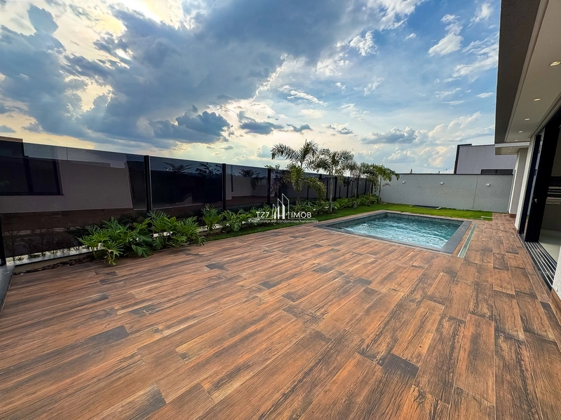 Casa Térrea com 4 suítes plenas, incluindo uma master.: 14ª foto da galeria de imagens do imóvel